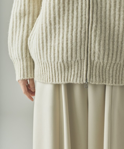 Curensology(カレンソロジー)の「Curensology(カレンソロジー)/【WEB限定】アゼアミニットブルゾン(ブルゾン・レディース・ホワイト系その他/グレー・FREE)」の10枚目の写真