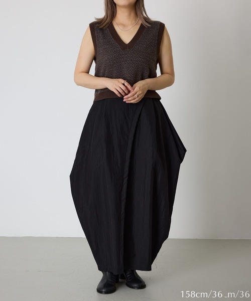 RIM.ARK（リムアーク）の「【RIM.ARK/リムアーク】Dress up SK/ドレスアップスカート（スカート・レディース・カーキ/ブラック・38/36）」の4枚目の写真
