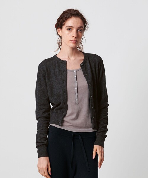 ATTISESSION（アティセッション）の「＜ATTISESSION＞コットン ウール ナイロン カーディガン（カーディガン/ボレロ・レディース・レッド/ブラック/ダークグレー・FREE）」の2枚目の写真