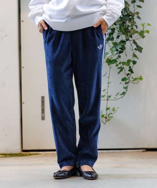 adidas / アディダス】ベロアトラックパンツ/VELOUR SST PANT