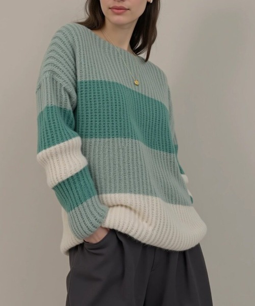 cammie（キャミー）の「配色ボーダートップス（ニット/セーター・レディース・グリーン/レッド/ブラウン・F）」の20枚目の写真