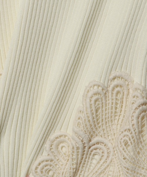 ESTNATION（エストネーション）の「ESTNATION / レースモチーフリブニット（ニット/セーター・レディース・オフホワイト/チャコールグレー・FREE）」の10枚目の写真