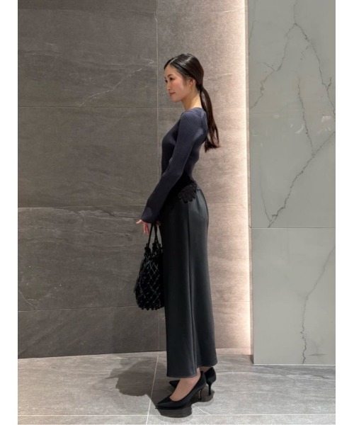 ESTNATION（エストネーション）の「ESTNATION / レースモチーフリブニット（ニット/セーター・レディース・オフホワイト/チャコールグレー・FREE）」の21枚目の写真