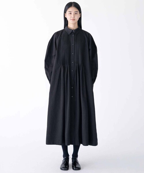 Bshop(ビショップ)の「eunoia | ピンタック シャツドレス WOMEN(ワンピース・レディース・クリーム/ブラック・S)」の8枚目の写真