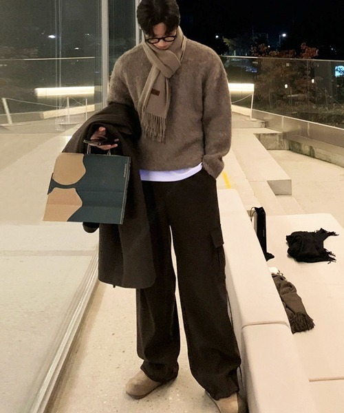 NOWLE（ノウル）の「【NOWLE】クルーネック プルオーバー シャギー ニット（ニット/セーター・メンズ・ライトベージュ・MEDIUM/LARGE/X-LARGE）」の7枚目の写真