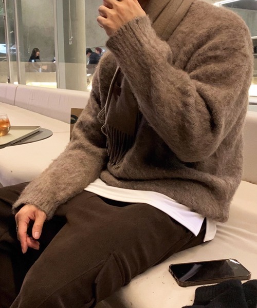 NOWLE（ノウル）の「【NOWLE】クルーネック プルオーバー シャギー ニット（ニット/セーター・メンズ・ライトベージュ・MEDIUM/LARGE/X-LARGE）」の9枚目の写真