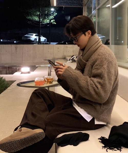 NOWLE（ノウル）の「【NOWLE】クルーネック プルオーバー シャギー ニット（ニット/セーター・メンズ・ライトベージュ・MEDIUM/LARGE/X-LARGE）」の11枚目の写真