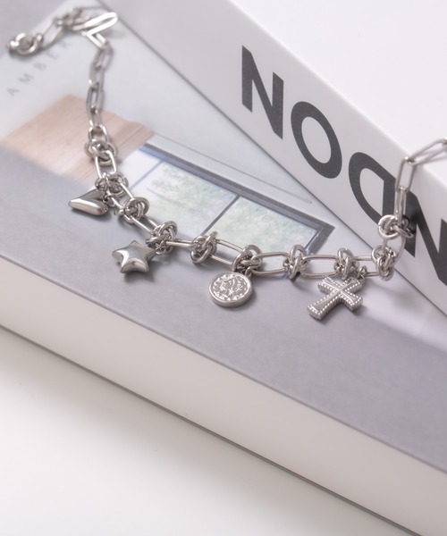 HALEY PESCA(ヘーリーペスカ)の「HALEY PESCA/ステンレス アッセンブル モチーフチェーンネックレス(ネックレス・レディース・シルバー・FREE)」の2枚目の写真