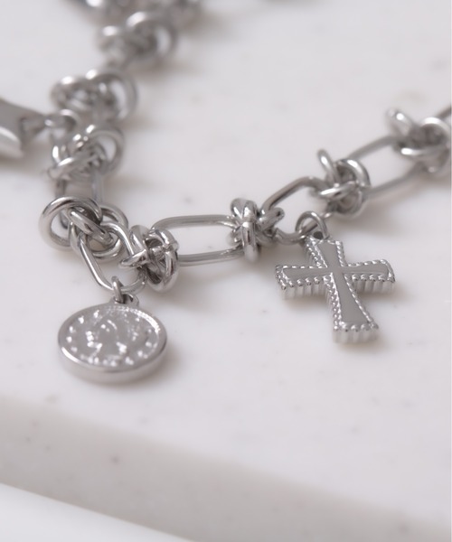 HALEY PESCA(ヘーリーペスカ)の「HALEY PESCA/ステンレス アッセンブル モチーフチェーンネックレス(ネックレス・レディース・シルバー・FREE)」の5枚目の写真