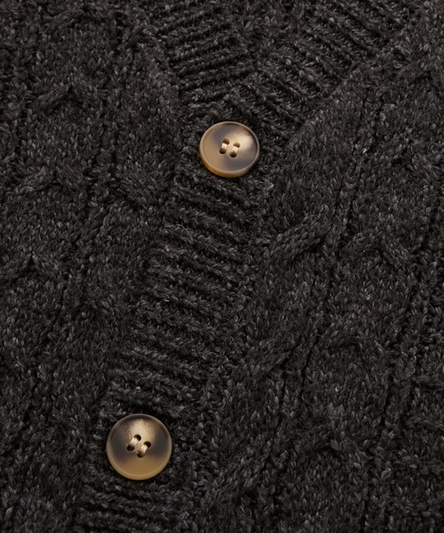 THE CRAFT CREW PRODUCTS(ザクラフトクループロダクツ)の「ウォッシャブル ケーブルニット Vネックカーディガン / 帯電防止・アンチピリング【THE CRAFT CREW PRODUCTS】(カーディガン/ボレロ・メンズ・アッシュグレー/ワイン/ブラック/ネイビー/チャコール・S/L/M)」の8枚目の写真