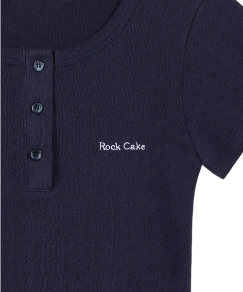 ROCKCAKE(ロックケーキ)の「ソフトパンチングボタントップ - ネイビー(Tシャツ/カットソー・レディース・その他・SMALL)」の4枚目の写真