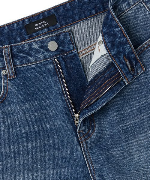 MUSINSA STANDARD WOMAN（ムシンサスタンダードウーマン）の「ウィメンズレギュラーフィットデニムパンツ[ミディアムインディゴ]（デニムパンツ・レディース・その他・29/30/24/25/26/27/28）」の5枚目の写真