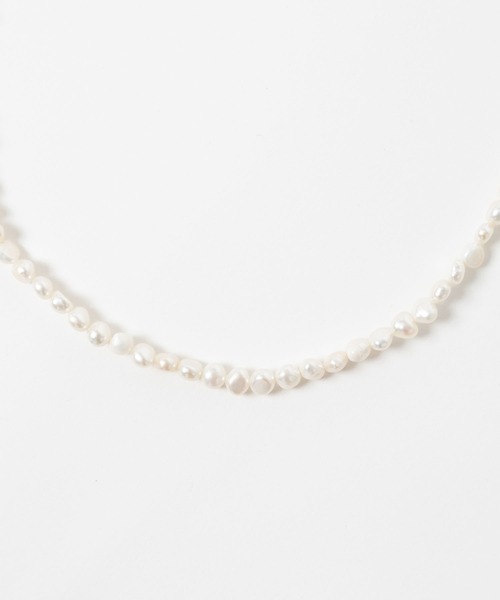 BABYLONE（バビロン）の「パールロングネックレス（ネックレス・レディース・ホワイト・フリー）」の6枚目の写真