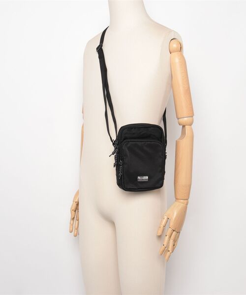 PALLADIUM（パラディウム）の「PALLADIUM/パラディウム VERTICAL BAG（ショルダーバッグ・メンズ・ブラウン/ブラック/カーキ・FREE）」の7枚目の写真