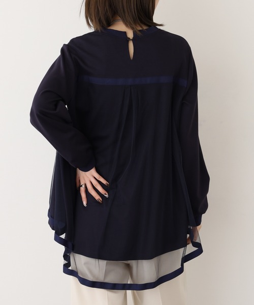 EGLANTINE(エグランティーヌ)の「EGLANTINE バックチュールカットソー(Tシャツ/カットソー・レディース・ベージュ・40)」の2枚目の写真