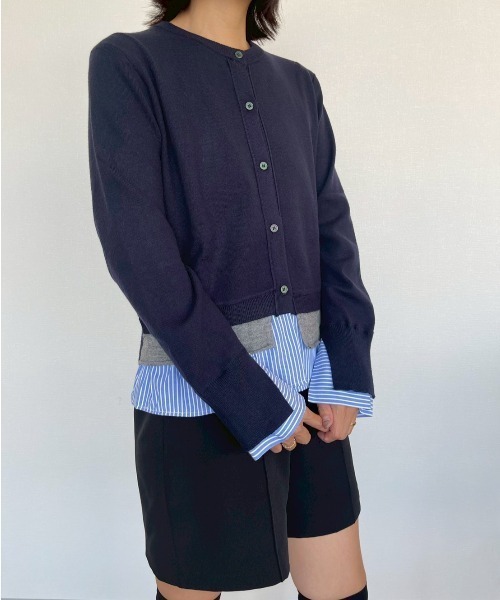 AMAIL（アマイル）の「Layered Shirt Cardigan（カーディガン/ボレロ・レディース・グレー/ネイビー・FREE）」の2枚目の写真
