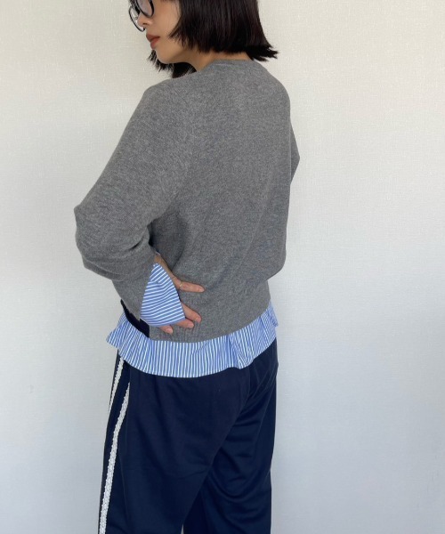 AMAIL（アマイル）の「Layered Shirt Cardigan（カーディガン/ボレロ・レディース・グレー/ネイビー・FREE）」の3枚目の写真