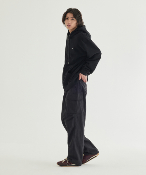 COVERNAT(カバーナット)の「スモールロゴ起毛フードジップアップ ブラック(パーカー・レディース・その他・MEDIUM/SMALL/LARGE/XX-LARGE/X-LARGE/X-SMALL)」の7枚目の写真