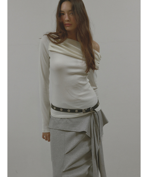 ASURA(アスラ)の「GRACE SHIRRING T (IVORY)(Tシャツ/カットソー・レディース・その他・OS)」の4枚目の写真