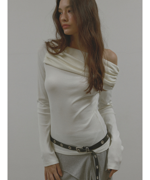 ASURA(アスラ)の「GRACE SHIRRING T (IVORY)(Tシャツ/カットソー・レディース・その他・OS)」の5枚目の写真