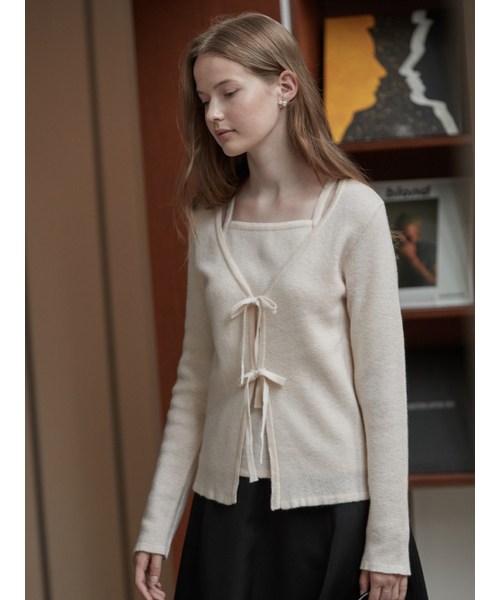 BEMUSE MANSION(ビミューズマンション)の「Ribbon layered cardigan - Cocoa(カーディガン/ボレロ・レディース・ダークブラウン・FREE)」の5枚目の写真