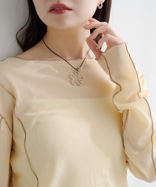 Kastane(カスタネ)の「【2WAY/fiw.】フラワーループタイチョーカー(チョーカー・レディース・ブラック・FREE)」の4枚目の写真