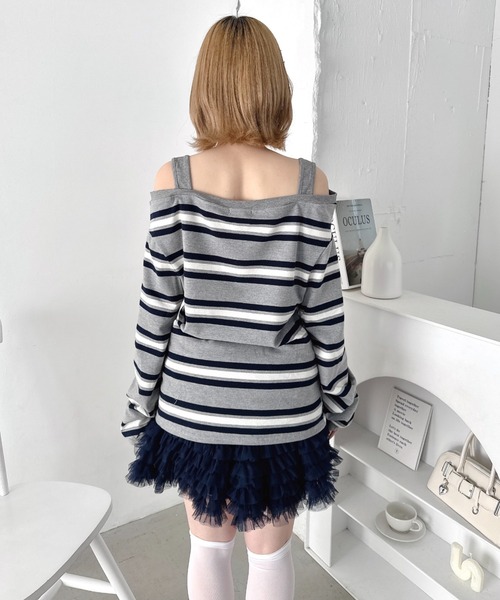 Loueme(ルエム)の「オフショルボーダールーズトップス(Tシャツ/カットソー・レディース・グレー/ピンク・FREE)」の12枚目の写真