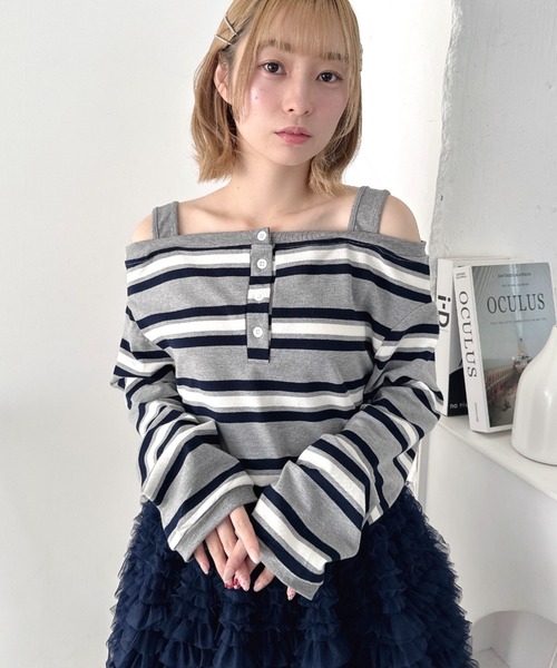 Loueme(ルエム)の「オフショルボーダールーズトップス(Tシャツ/カットソー・レディース・グレー/ピンク・FREE)」の5枚目の写真