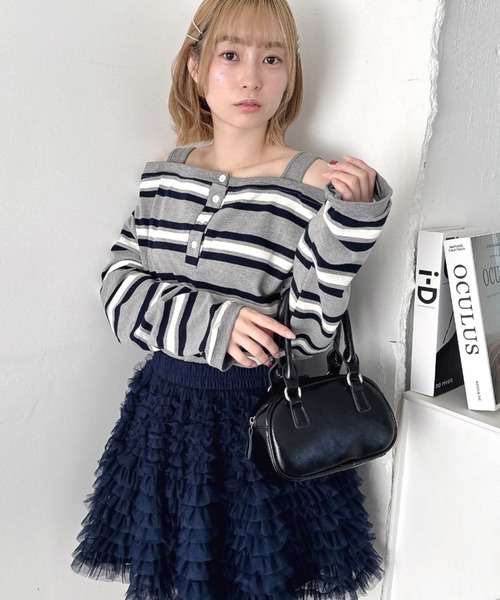 Loueme(ルエム)の「オフショルボーダールーズトップス(Tシャツ/カットソー・レディース・グレー/ピンク・FREE)」の6枚目の写真