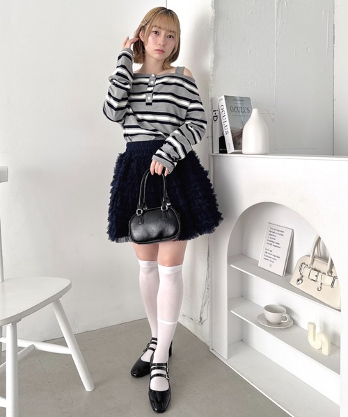 Loueme(ルエム)の「オフショルボーダールーズトップス(Tシャツ/カットソー・レディース・グレー/ピンク・FREE)」の9枚目の写真