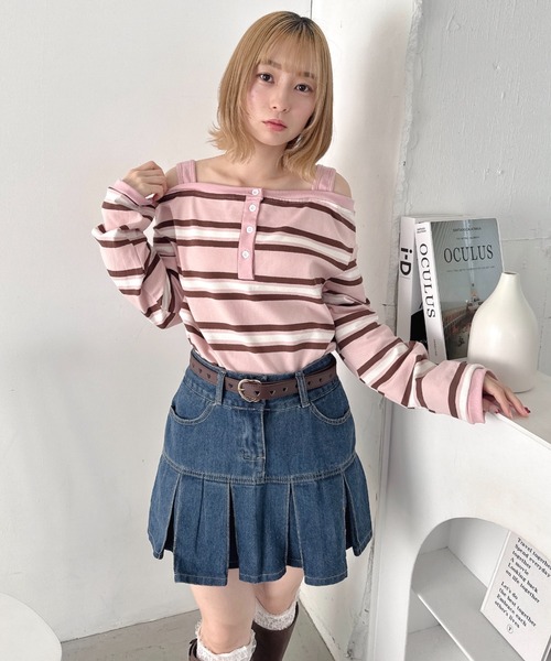 Loueme(ルエム)の「オフショルボーダールーズトップス(Tシャツ/カットソー・レディース・グレー/ピンク・FREE)」の4枚目の写真