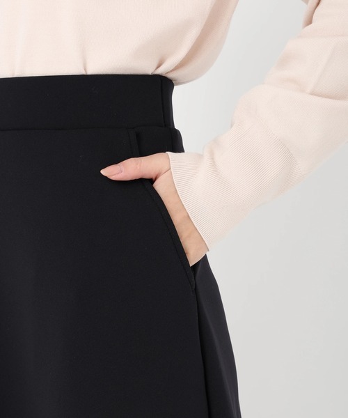 STRAWBERRY-FIELDS（ストロベリーフィールズ）の「アクアジャージバックスエード_バックウォームジャージスカート（スカート・レディース・アイボリー/ブラック・2）」の9枚目の写真