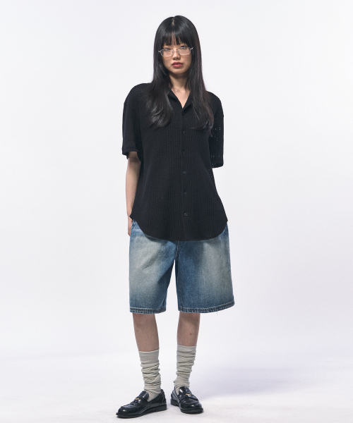 C WEAR BY THE GENIUS(シーウェアバイザジーニアス)の「クロシェニットハーフシャツブラック(シャツ/ブラウス・メンズ・その他・LARGE/MEDIUM/X-LARGE)」の3枚目の写真