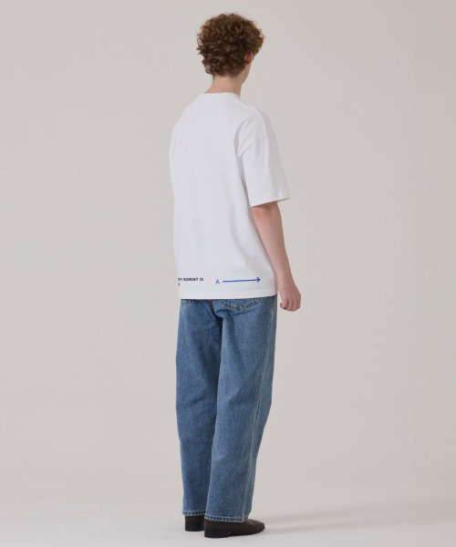 GET IT ON（ゲットイットオン）の「トラベルオーバーサイズ半袖Tシャツ_Direction(方向性)（Tシャツ/カットソー・レディース・ホワイト・FREE）」の7枚目の写真