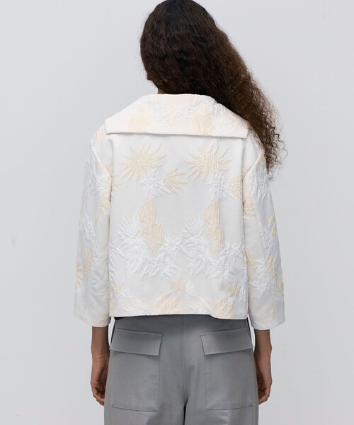 BACCA(バッカ)の「マトラッセ セーラーカラージャケット(その他アウター・レディース・ライトベージュ・36)」の5枚目の写真