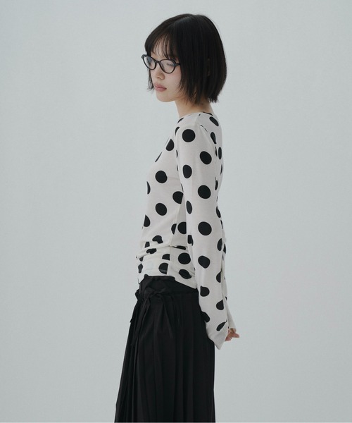 FEKETE（フェケテ）の「polka dot long sleeve tee / ドットロンT（Tシャツ/カットソー・レディース・ホワイト・LARGE/MEDIUM/SMALL）」の3枚目の写真