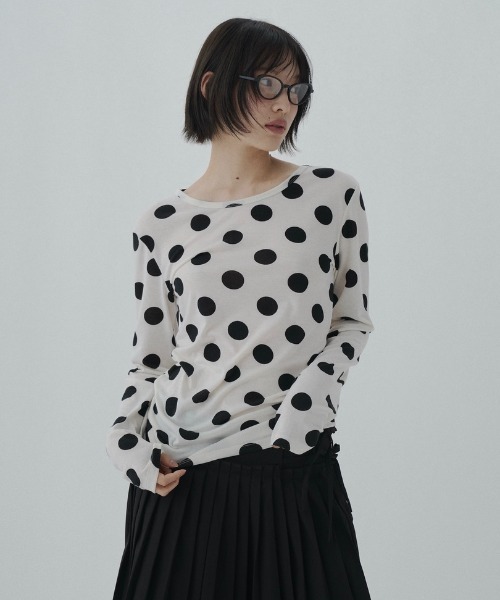 FEKETE（フェケテ）の「polka dot long sleeve tee / ドットロンT（Tシャツ/カットソー・レディース・ホワイト・LARGE/MEDIUM/SMALL）」の4枚目の写真