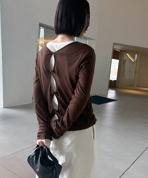 select MOCA by son(セレクトモカバイソン)の「2WAYツイストシアーテレコトップス【by SON】(Tシャツ/カットソー・レディース・チャコールグレー/ブラウン/アイボリー・FREE)」の8枚目の写真