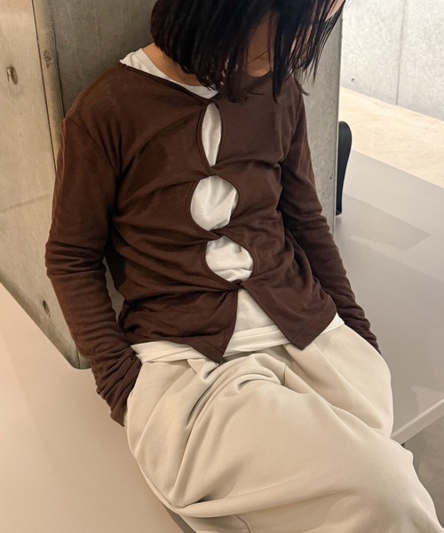 select MOCA by son(セレクトモカバイソン)の「2WAYツイストシアーテレコトップス【by SON】(Tシャツ/カットソー・レディース・チャコールグレー/ブラウン/アイボリー・FREE)」の14枚目の写真