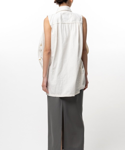Maison MIHARA YASUHIRO(メゾンミハラヤスヒロ)の「Vest Combined Denim Shirt(シャツ/ブラウス・レディース・ホワイト/インディゴブルー・36/38)」の10枚目の写真