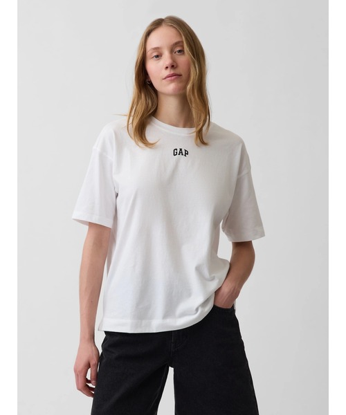 GAP(ギャップ)の「オーガニックコットン ヴィンテージソフト アスレチック GAPロゴ チュニックTシャツ(Tシャツ/カットソー・レディース・ホワイト/イエロー/ライトブルー/ブラック/ブルー/ピンク・XS/M/XL/S/L/XXS)」の1枚目の写真