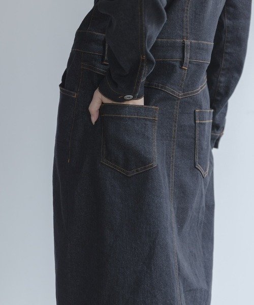 URBAN RESEARCH Sonny Label(アーバンリサーチサニーレーベル)の「デニムジャンパースカート(ワンピース・レディース・ブラック/インディゴブルー・38/36)」の7枚目の写真