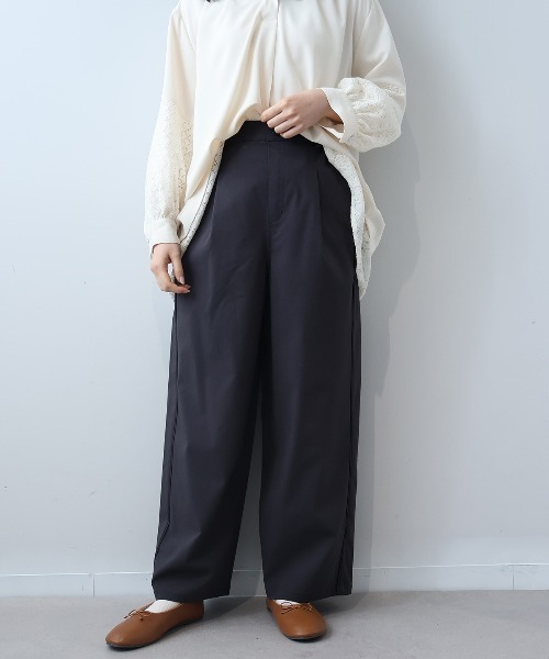 leswel(レスウェル)の「【L~5L 大きいサイズ】切替えストレッチワイドパンツ(その他パンツ・レディース・ベージュ/チャコールグレー・L/LL/3L/4L/5L)」の5枚目の写真