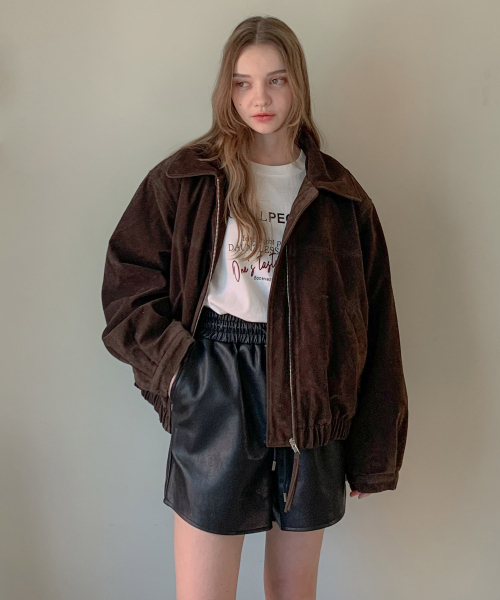 VASCARA(バスカラ)の「Dark Suede Zip-Up Half Jumper(ブルゾン・レディース・ダークブラウン・FREE)」の2枚目の写真