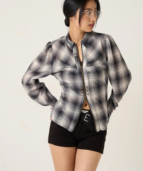 WHO'S WHO gallery(フーズフーギャラリー)の「ギャザースタッズコンパクトシャツ(シャツ/ブラウス・レディース・カーキ/ブラック/ホワイト・FREE)」の14枚目の写真