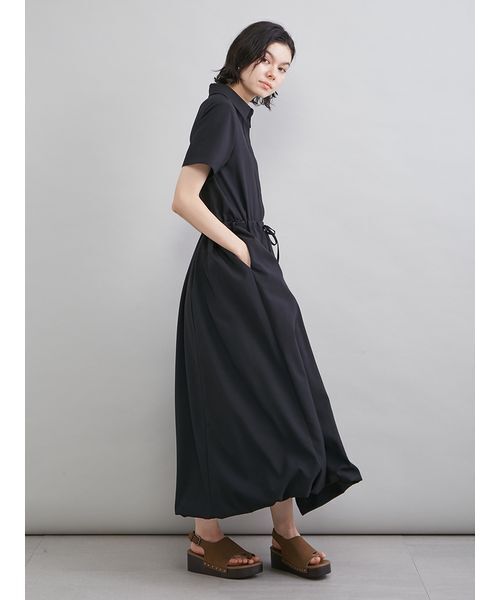 Mila Owen(ミラオーウェン)の「リネン混バルーンシャツワンピース(ワンピース・レディース・ベージュ/ホワイト/ブラック・0/1)」の22枚目の写真