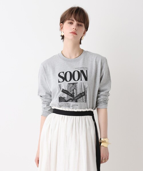 allureville（アルアバイル）の「サイネージロゴロングTシャツ（Tシャツ/カットソー・レディース・オフホワイト/サックスブルー/グレー系その他・2）」の21枚目の写真