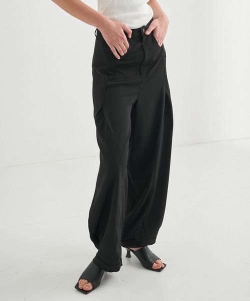 CITY TOKYO（シティトウキョウ）の「【CITY TOKYO/シティートウキョウ】Twill Barrel Leg Pants/ツイルバレルレッグパンツ（その他パンツ・レディース・ブラック/アイボリー/ダークグレー・2/1）」の3枚目の写真