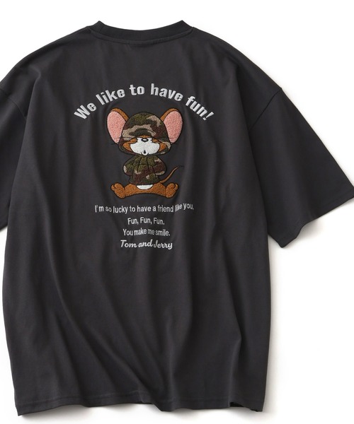 Tom＆Jerry（トムアンドジェリー）の「【Tom & Jerry/トム & ジェリー】アソート アートワークデザイン サガラ刺繍 半袖Tシャツ（Tシャツ/カットソー・メンズ・ブラック系/グレイッシュベージュ/サックスブルー系/オートミール/ホワイト系/サックスブルー系1/ブラック系1/ホワイト系1・M/LL/L）」の5枚目の写真