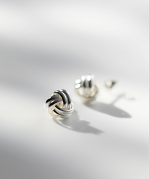 ieLS（イエルズ）の「ピアス（両耳用）（ピアス（両耳用））」